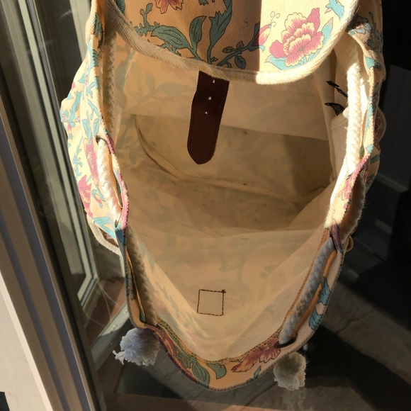 GAP floral canvas backpack - Picture 4 of 7
